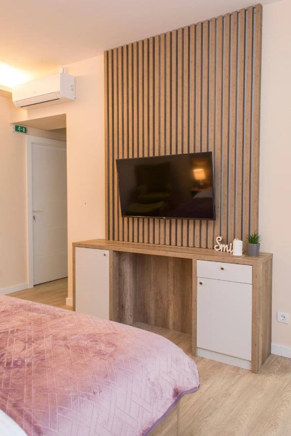 Galaxy Apartments Belgrado Exterior foto
